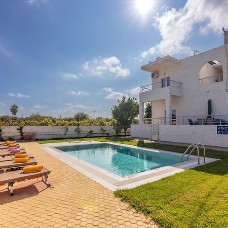 Amazing Villa Chrysanthi With Private Pool In Heraklion Epano Vathia 外观 照片