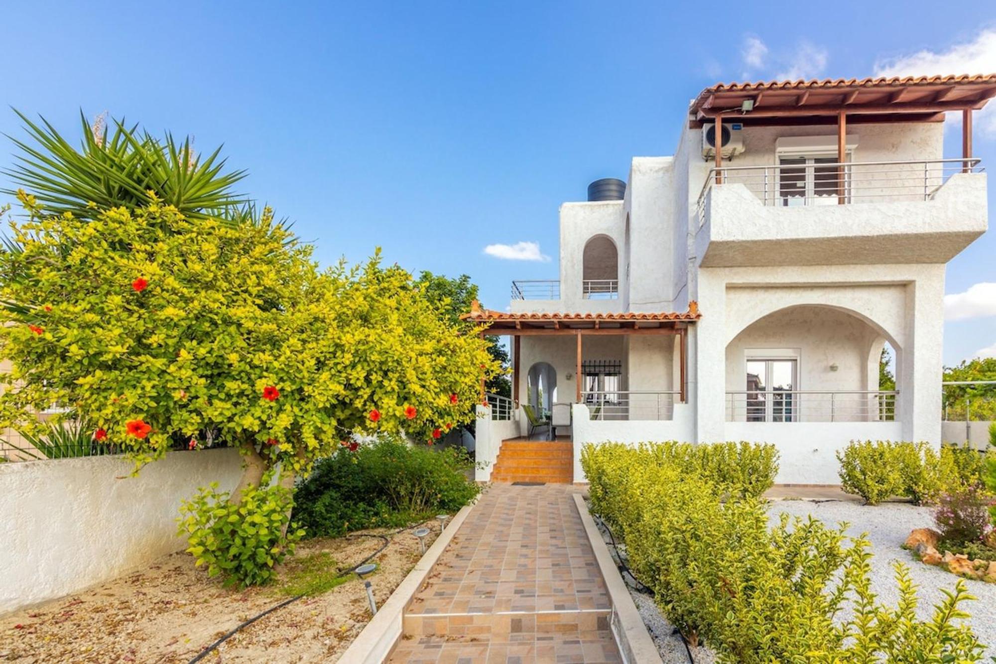 Amazing Villa Chrysanthi With Private Pool In Heraklion Epano Vathia 外观 照片